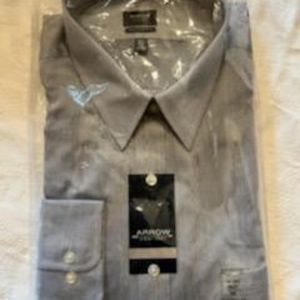 Men's Arrow Classic fit no iron Dress shirt 36/37, neck 18-18 1/2